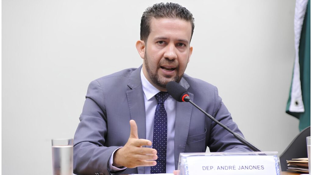 Escândalo na Câmara: Andé Janones Enfrenta Processo por Quebra de Decoro Parlamentar Após Discussão Intensa