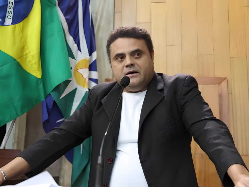 Vereador é acusado de desviar verba de pacientes com câncer