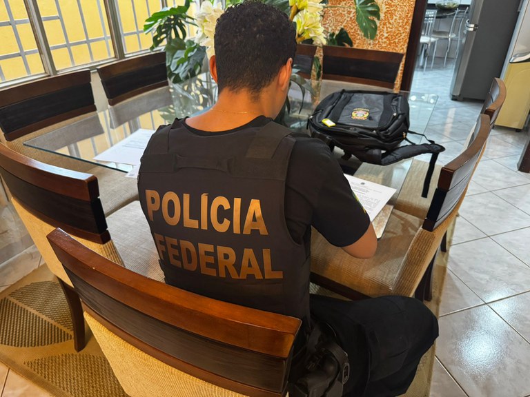 Polícia Federal desmantela quadrilha de falsificação de dinheiro