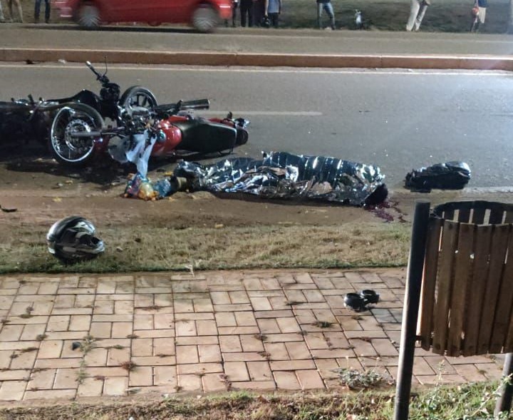 Duas Motocicletas Colidem na Avenida dos Estudantes